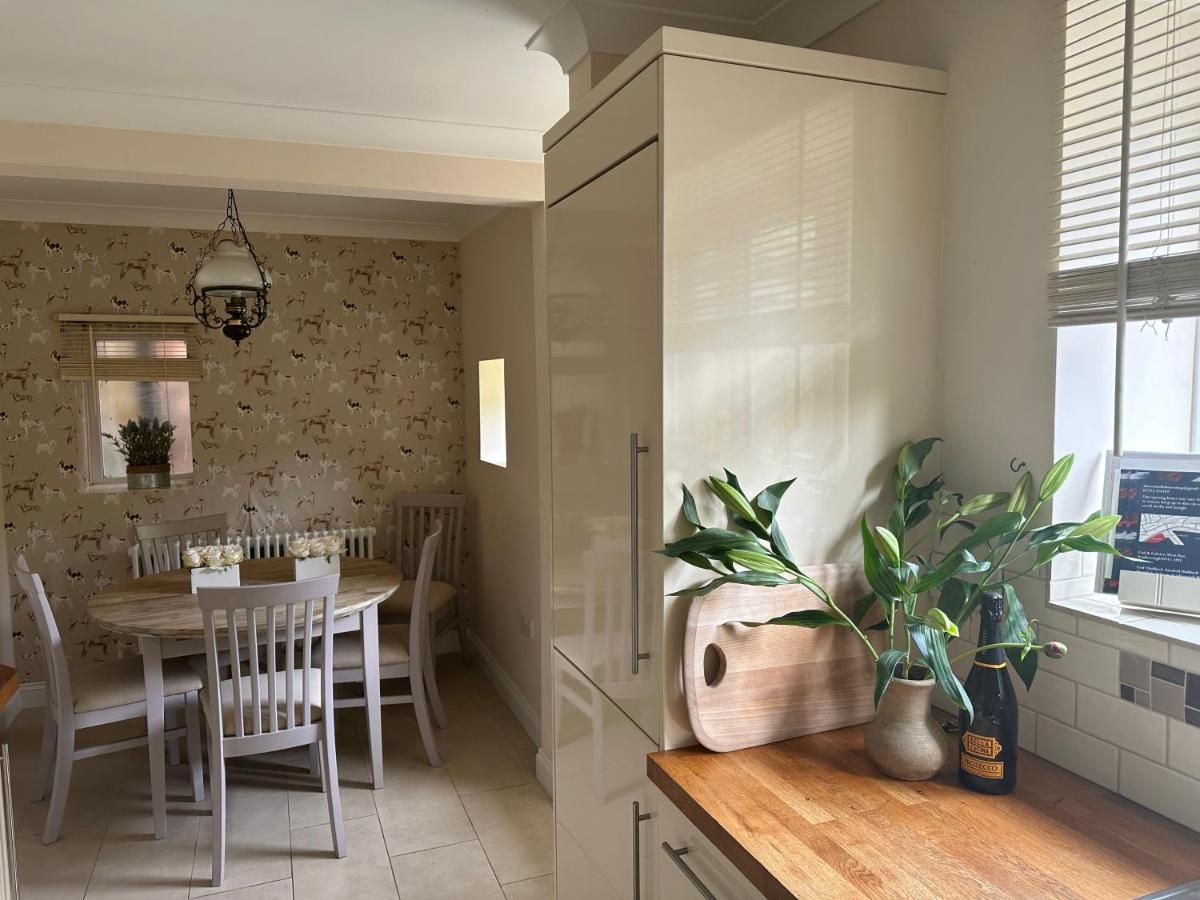 Scalby Grove Cottage Скарборо Экстерьер фото
